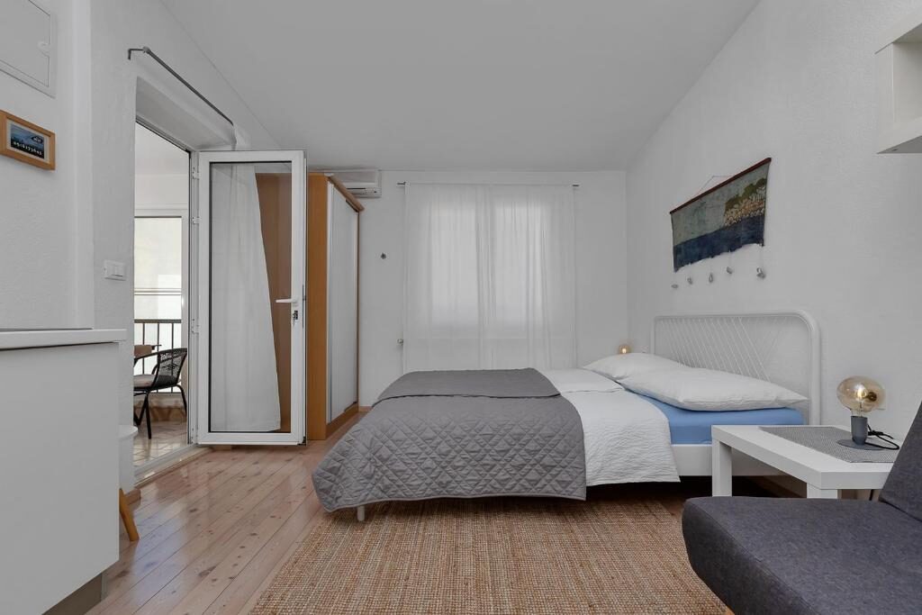 Studio with Terrace - Apartments & Rooms Rica
